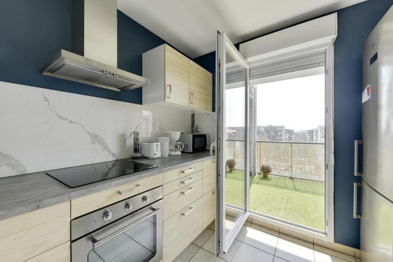 Chic Apart With Great View Of Paris Apartment Saint-Denis  Bagian luar foto