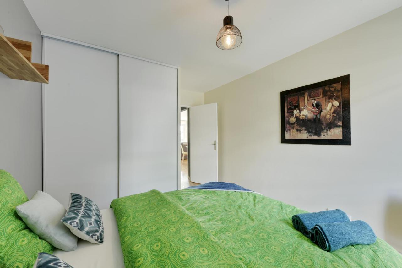 Chic Apart With Great View Of Paris Apartment Saint-Denis  Bagian luar foto