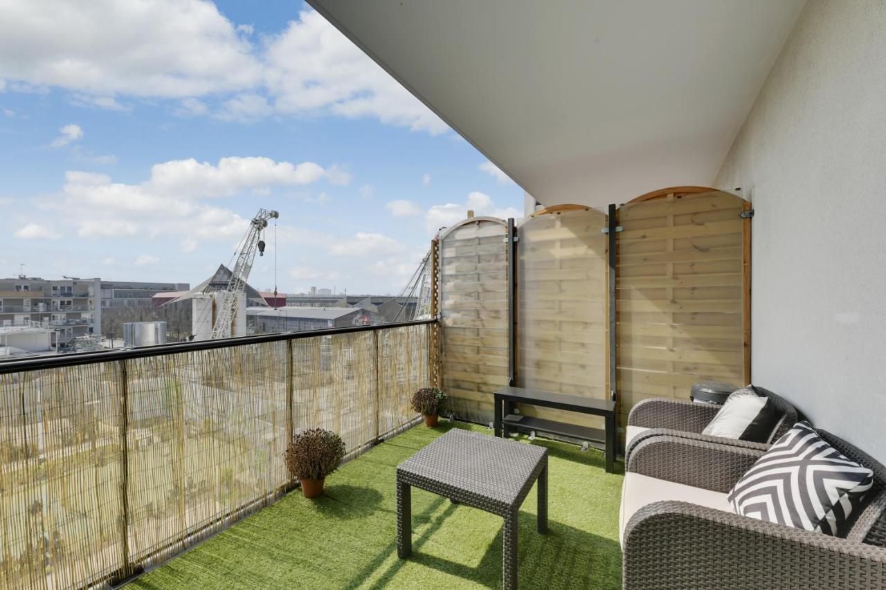 Chic Apart With Great View Of Paris Apartment Saint-Denis  Bagian luar foto