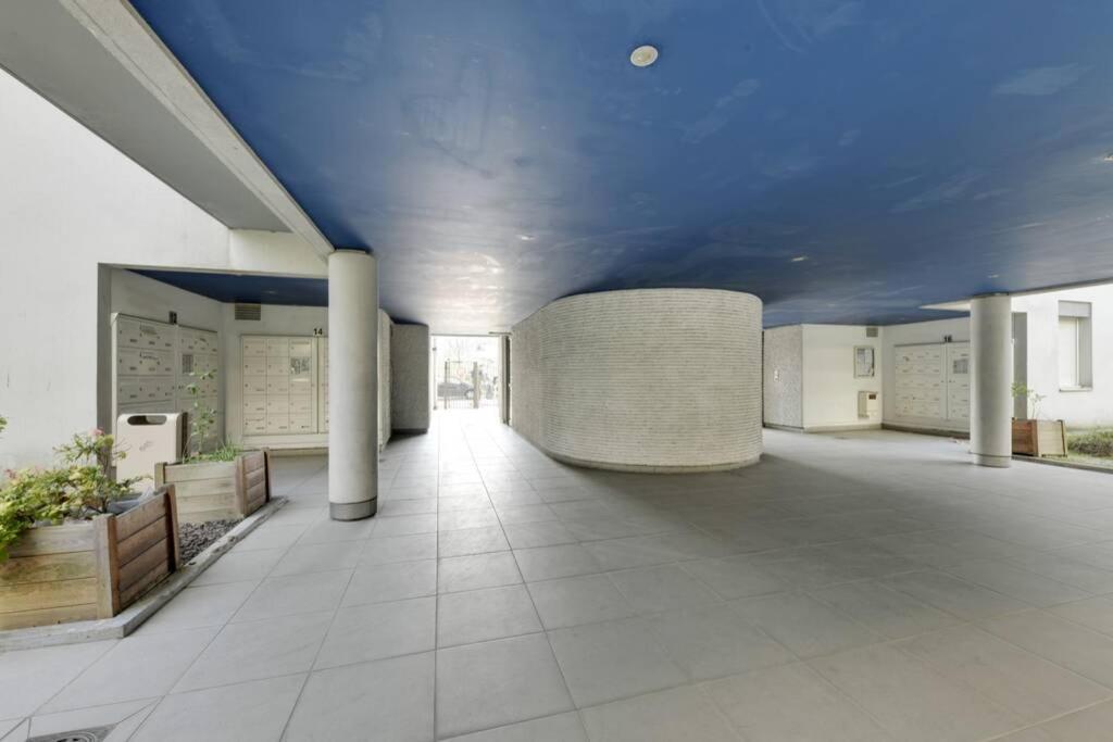 Chic Apart With Great View Of Paris Apartment Saint-Denis  Bagian luar foto